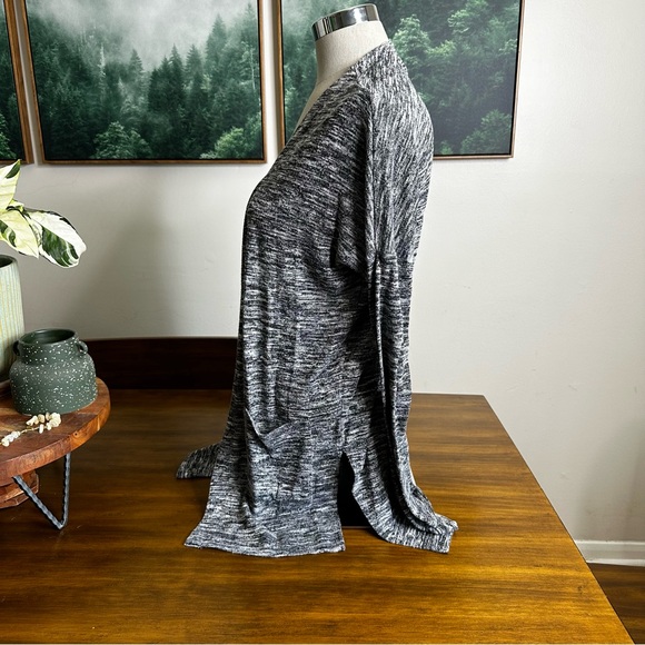 Old Navy Grey Cardigan Small - Picture 3 of 7